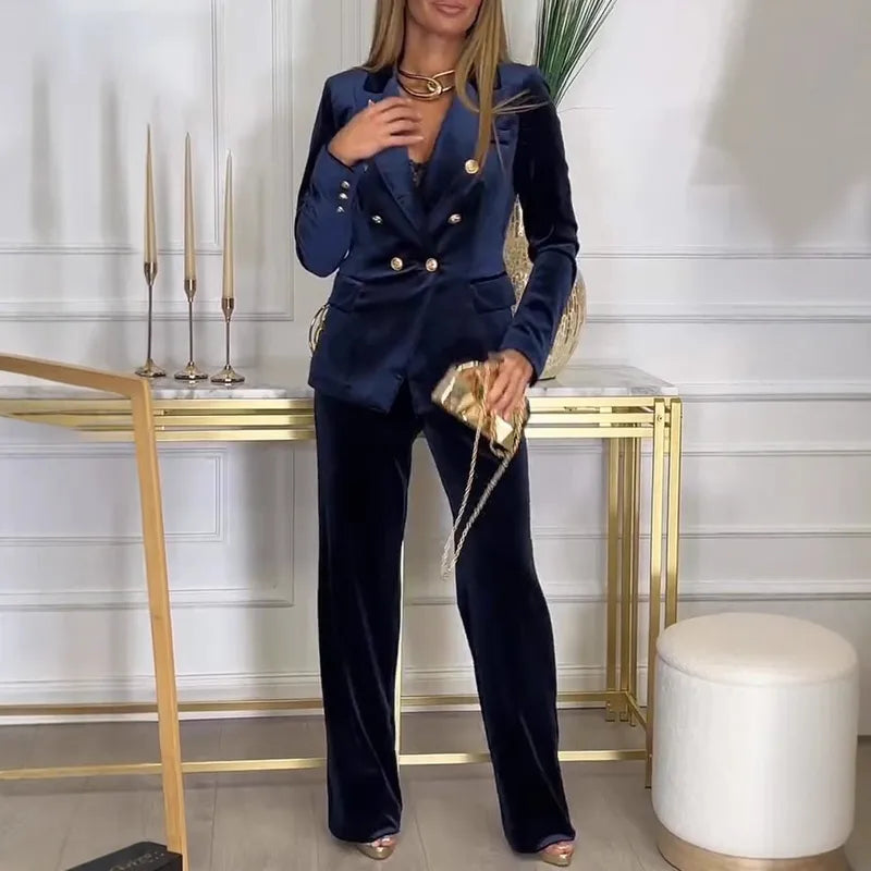 Elegant Velvet Set - Incredibly Soft Touch and Superior Warmth