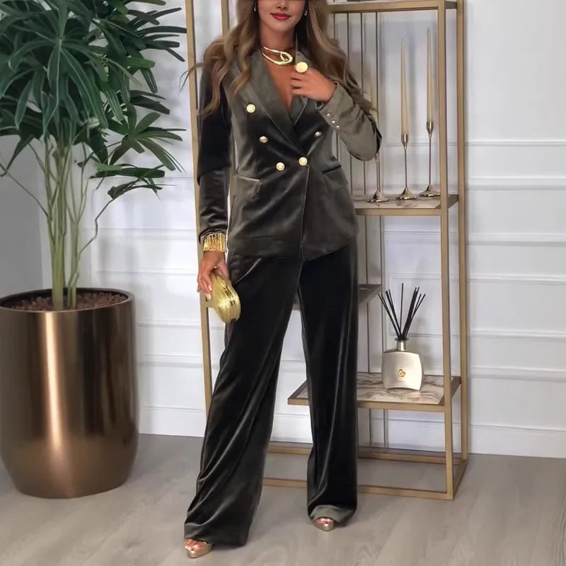 Elegant Velvet Set - Incredibly Soft Touch and Superior Warmth