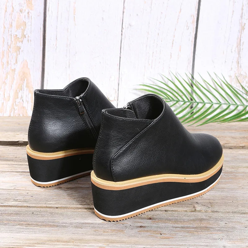 Zoey | Rise Platforms