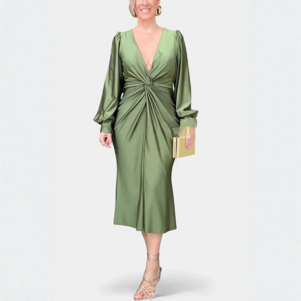 Bodil | Timeless V-Neck Dress