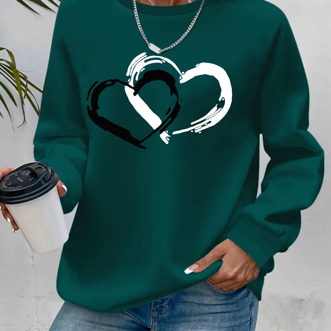 FAERELUNE – ELEGANT HEART SWEATER