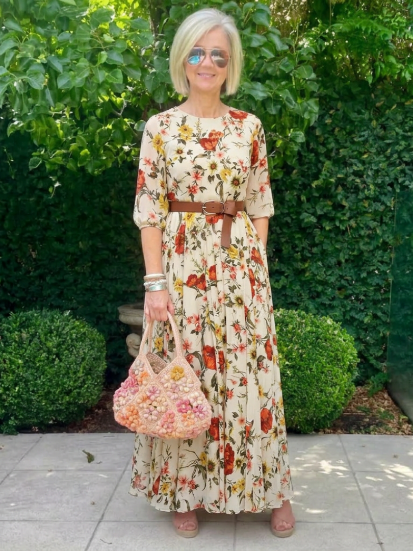 Odelia | Vestido Maxi con Cuello Redondo y Mangas Tres Cuartos con Cinturón