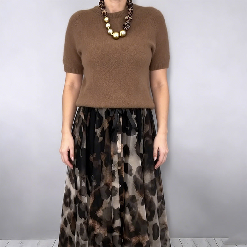Two-Piece Women's Set Comprising a Sweater and Fluid Leopard Print Skirt