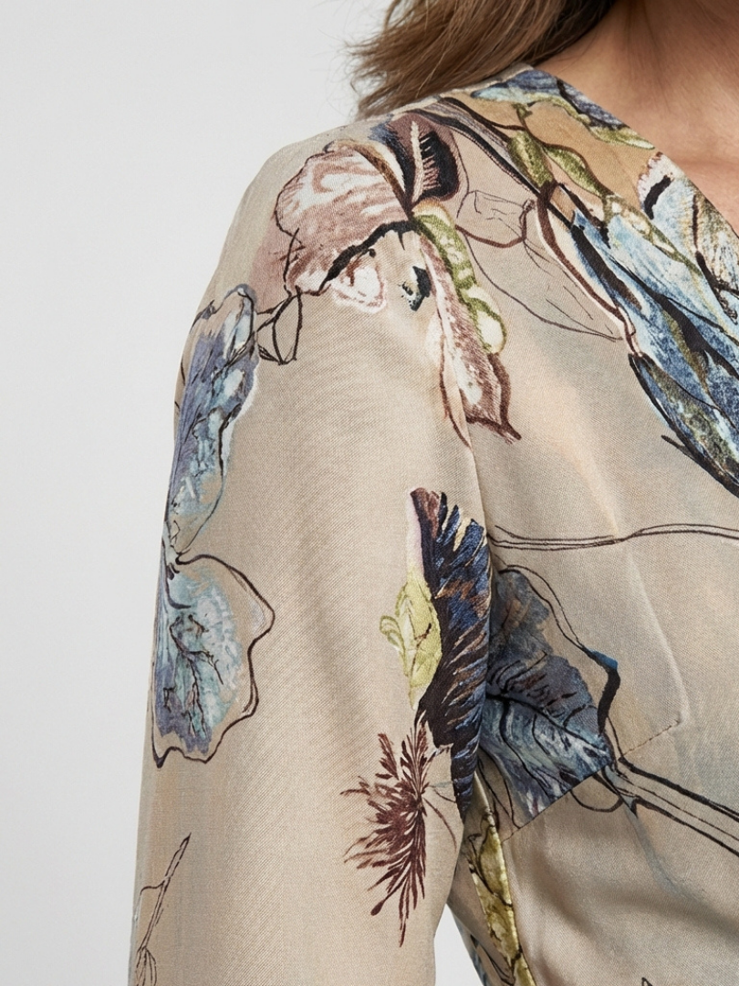 Margaret | Vestido Maxi Envolvente Floral de Manga Tres Cuartos